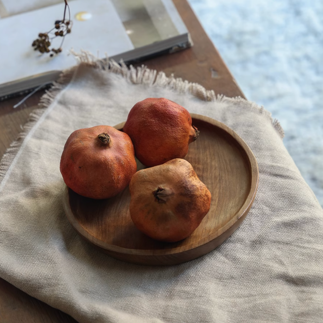 Wabi-Sabi Seasonal Decor: Transitioning Your Home with the Seasons